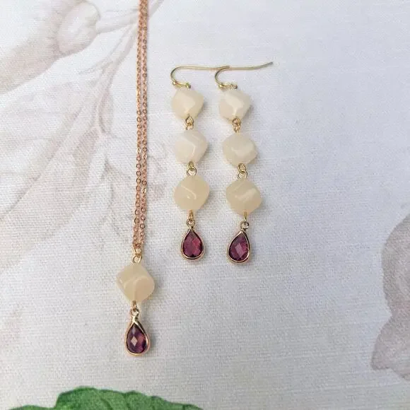 Garnet Wine Red Crystal Glass Cream Moonstone Agate Style Casual Fun Jewelry Set - Picture 6 of 7